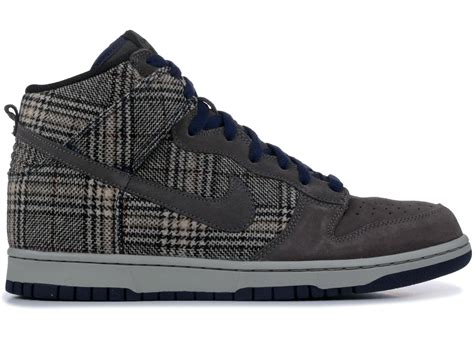 nike dunk tweed high